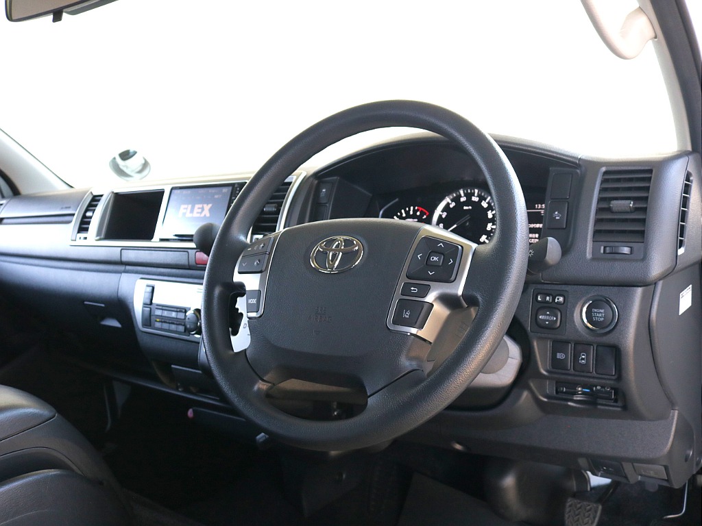 ステアリングスイッチ