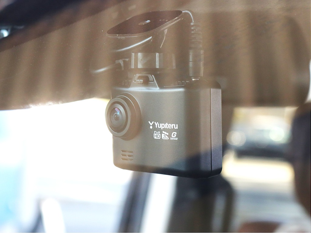 ドライブレコーダー