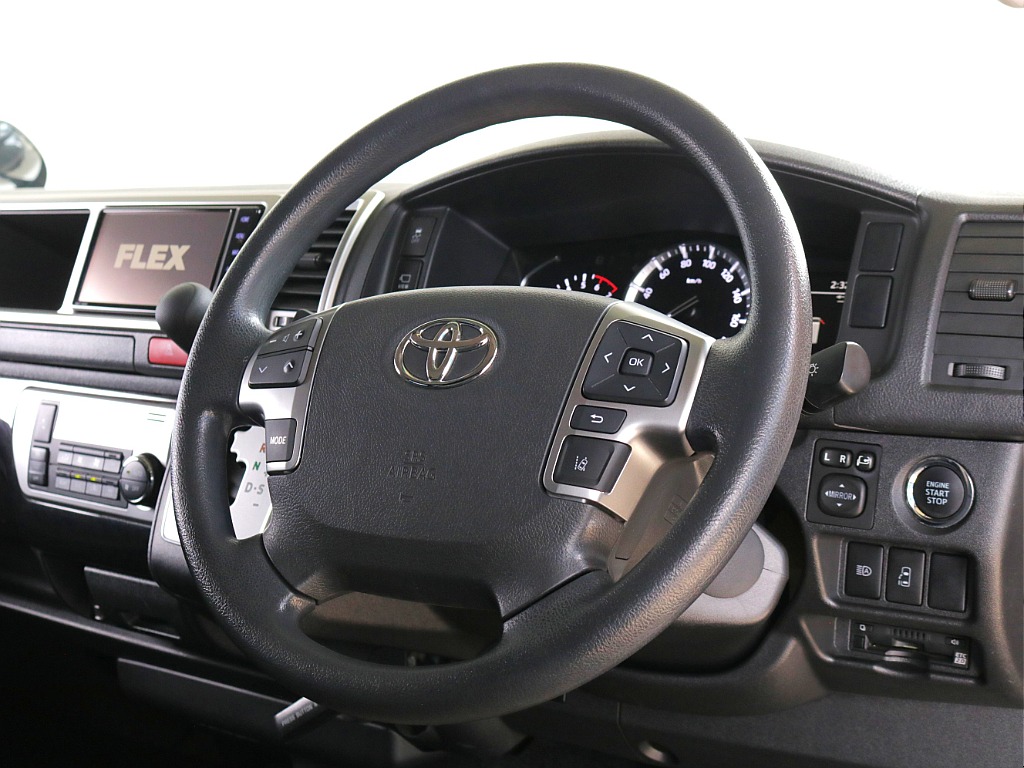 ステアリングスイッチ