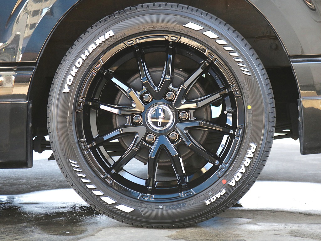 オリジナル18インチアルミホイール・ヨコハマPA03タイヤ