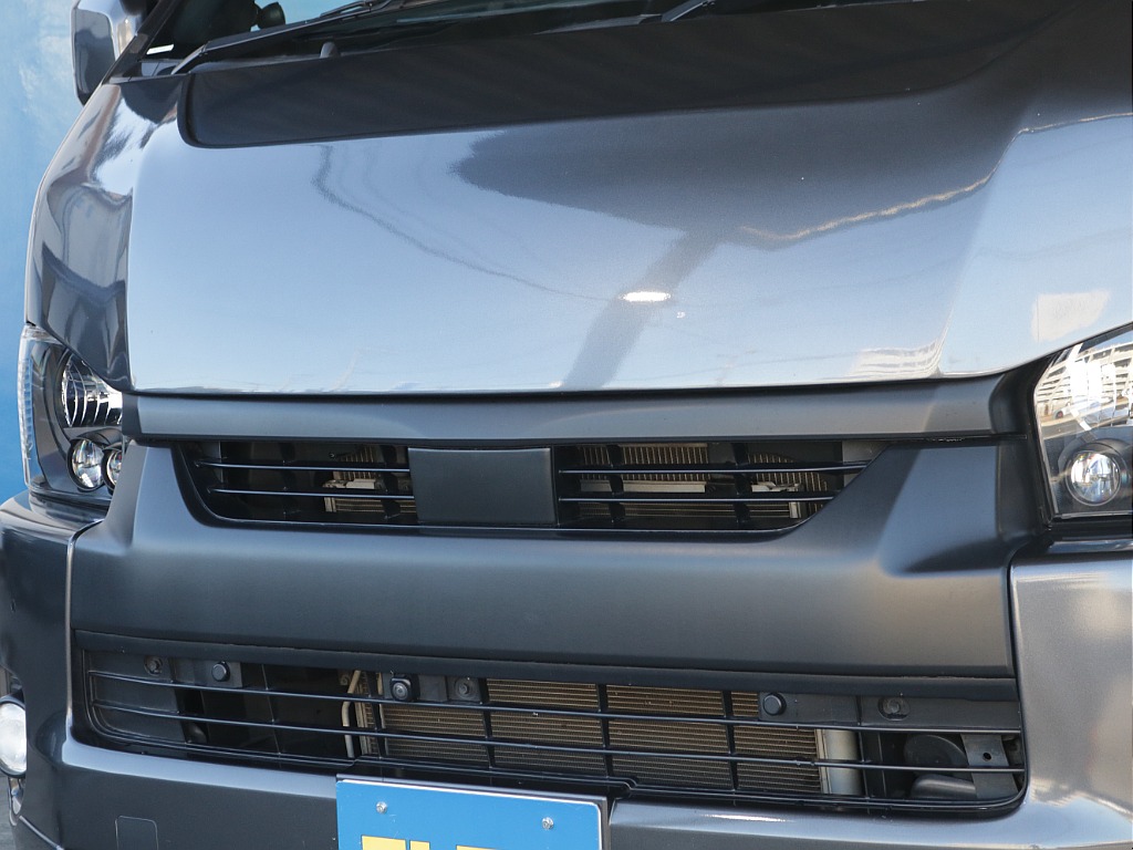 グリルマッドブラック塗装済み