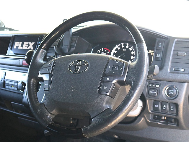 ステアリングスイッチ