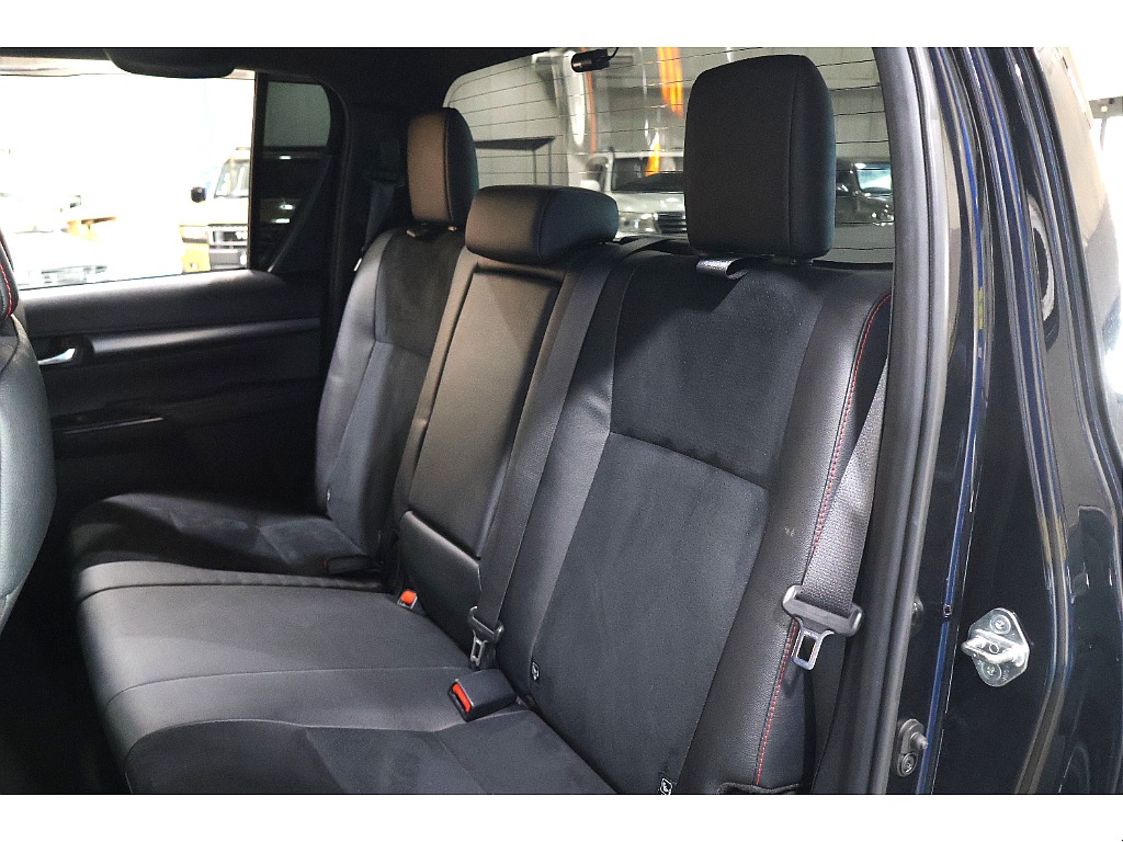 セカンドシート