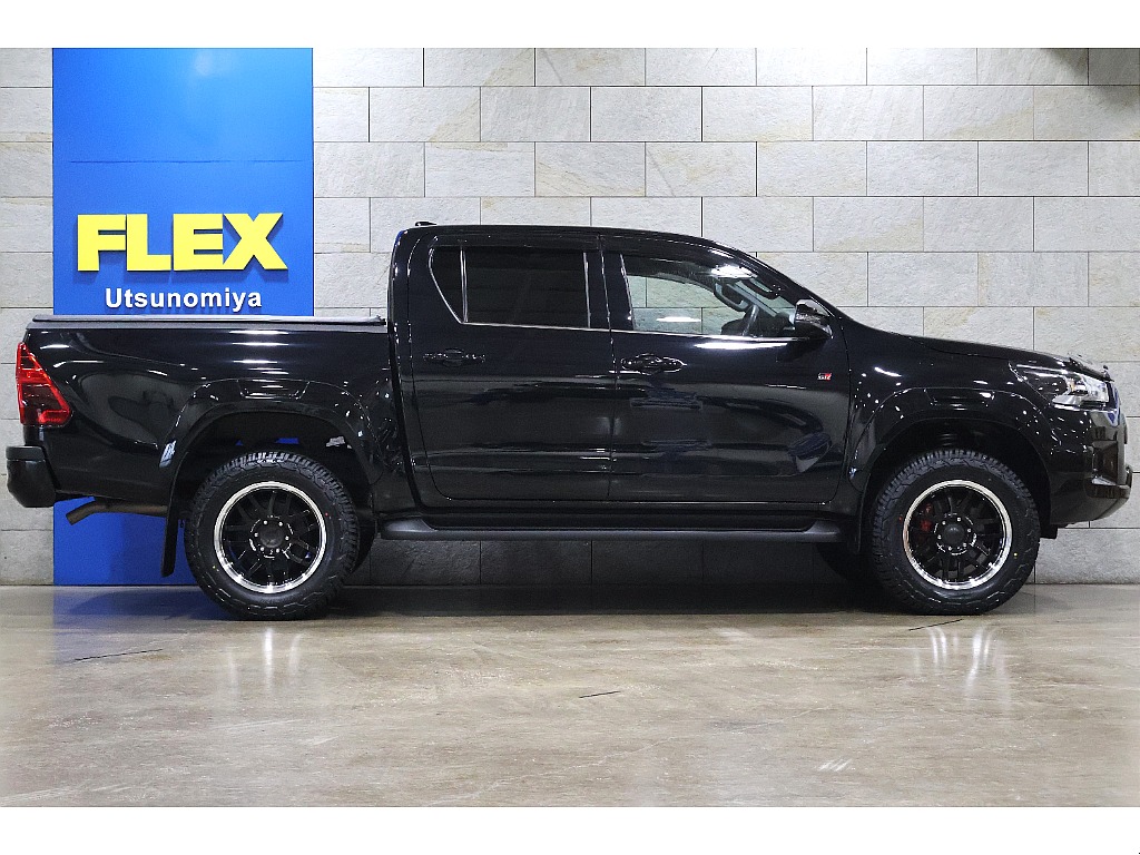 横から見てもカッコいい・・・。