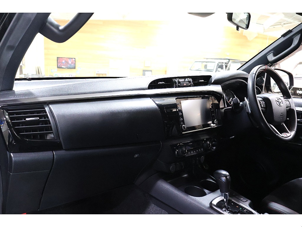 助手席側からのインテリア全体