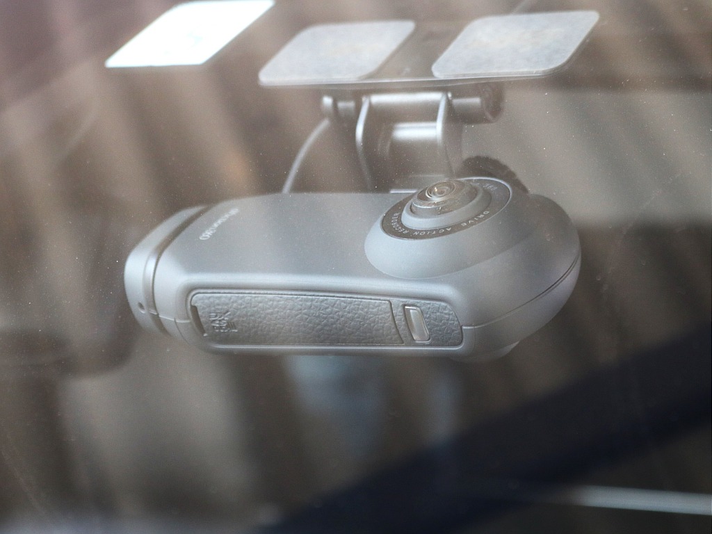 ドライブレコーダー