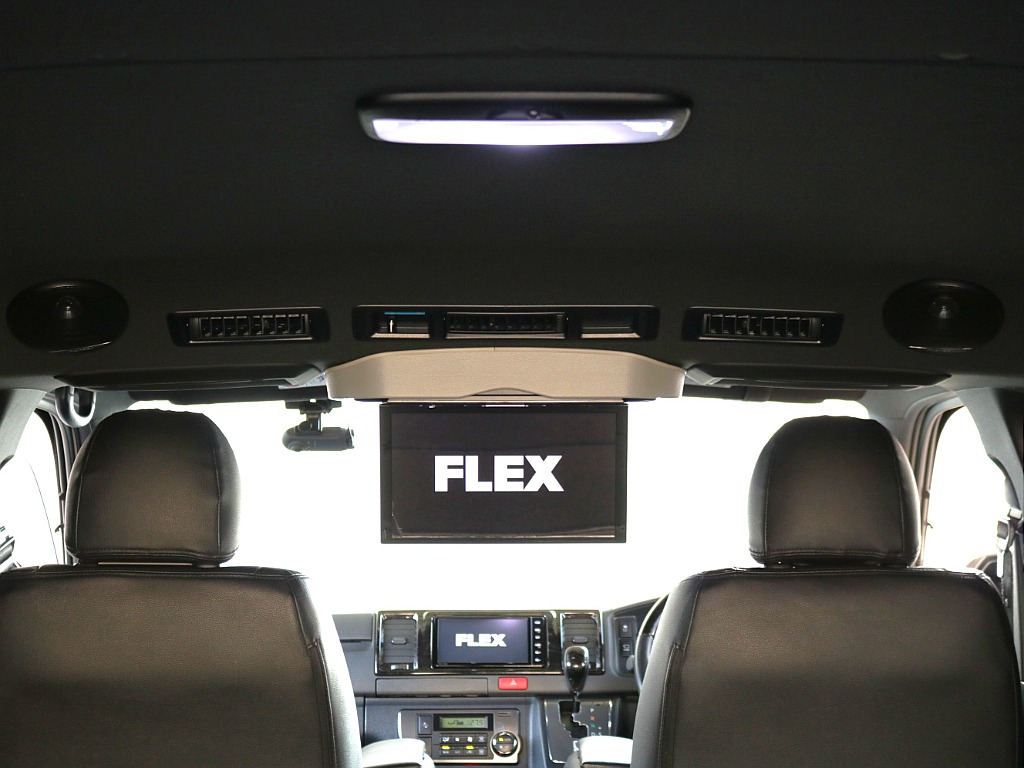 天井スピーカー・後席用フリップダウンモニター