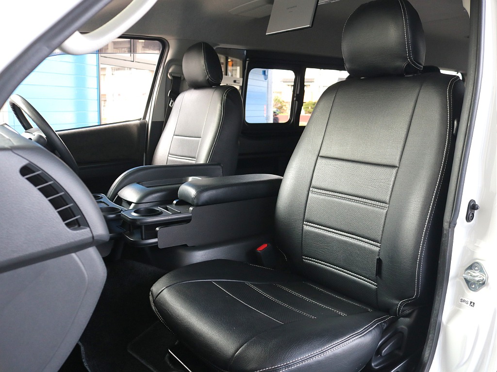 トヨタ ハイエース(13枚目)