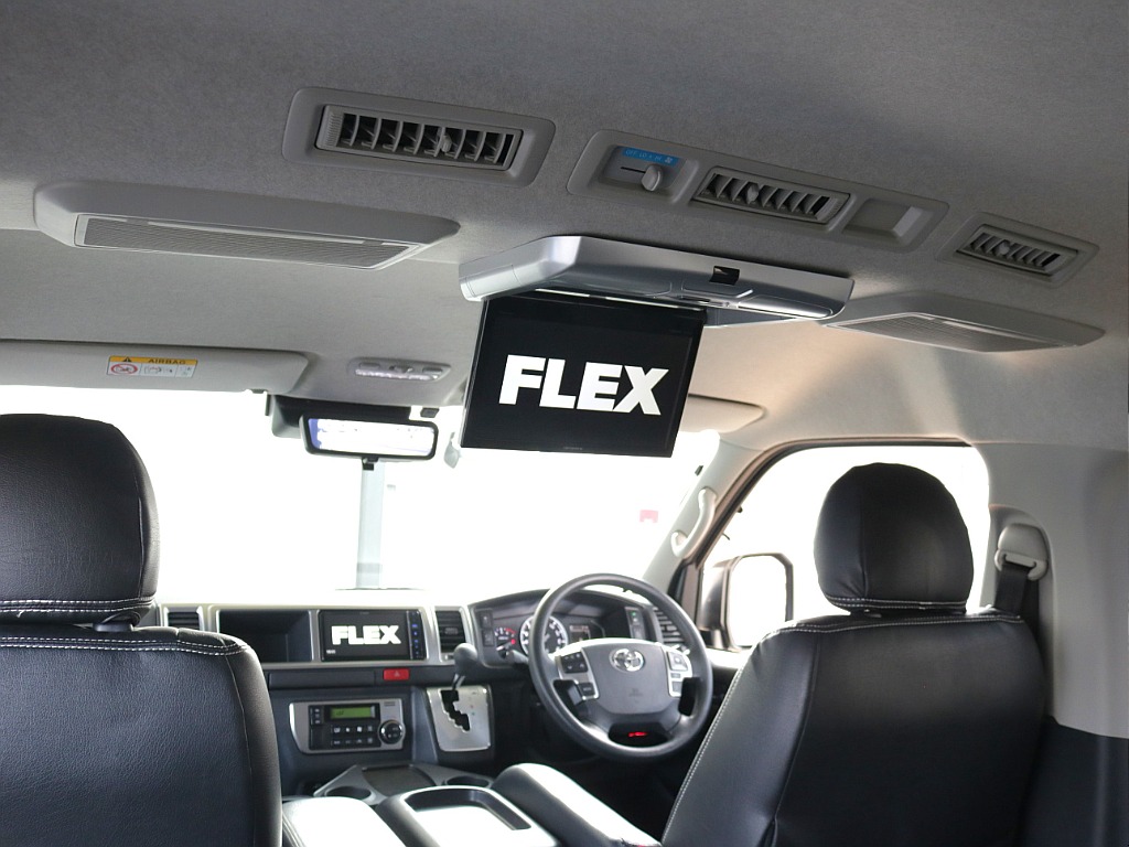 後席用フリップダウンモニター