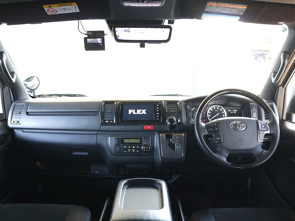 ダークプライムⅡ特別仕様車限定インテリア