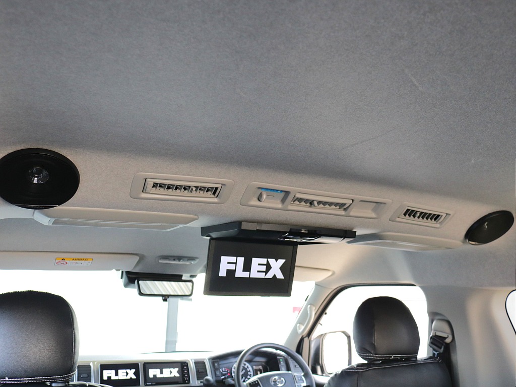 天井スピーカー・後席用フリップダウンモニター