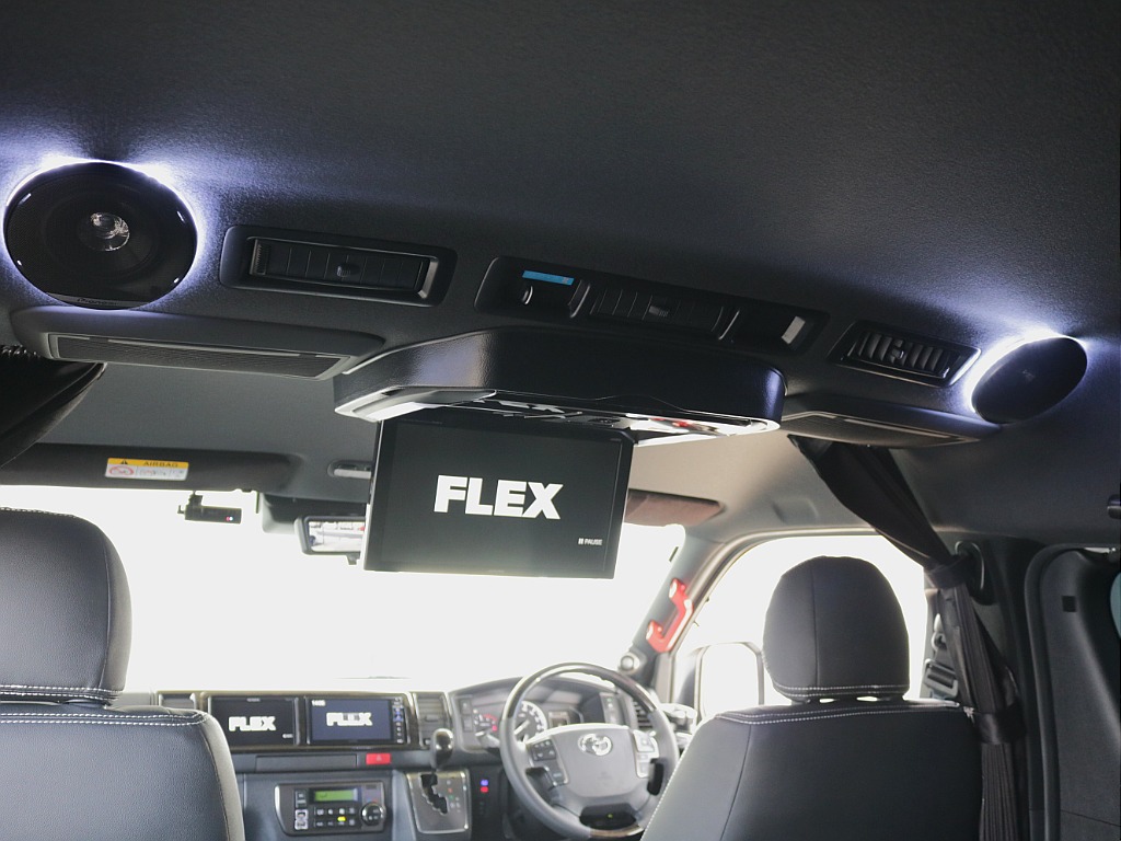 天井スピーカー・後席用フリップダウンモニター