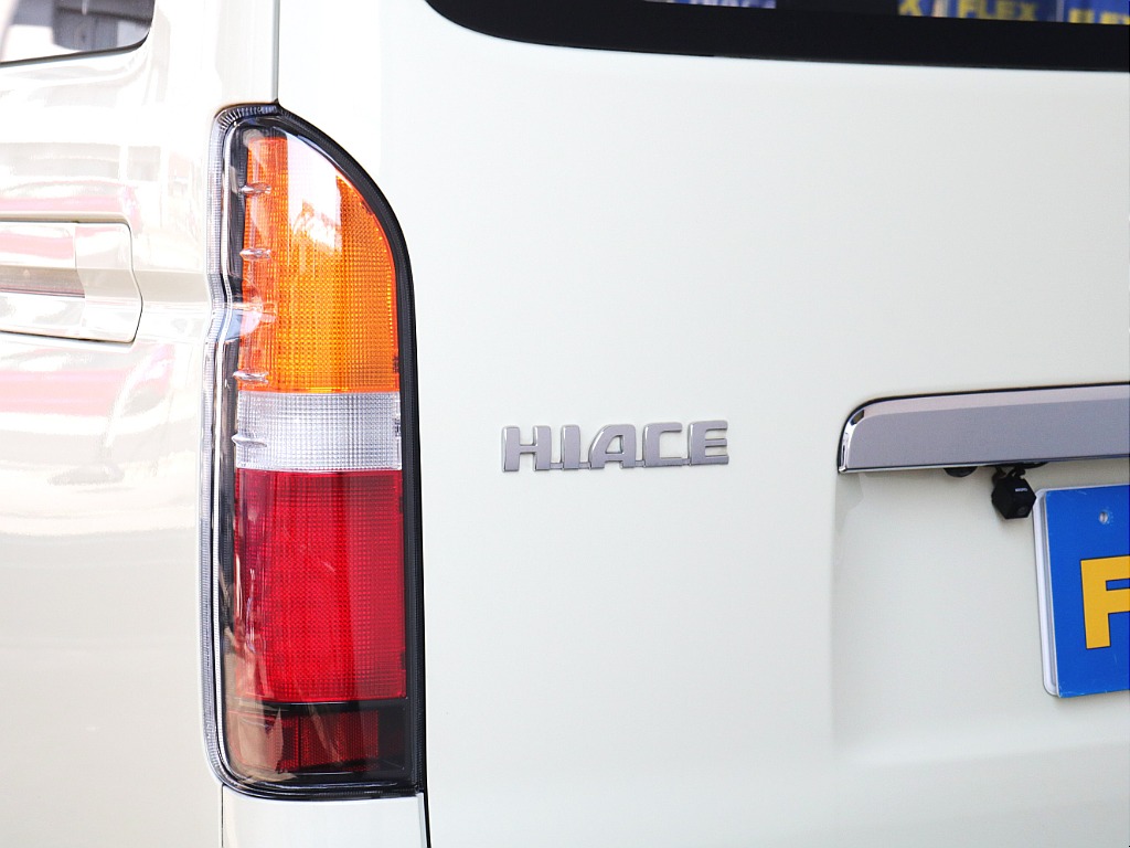 オリジナルLEDテールランプ