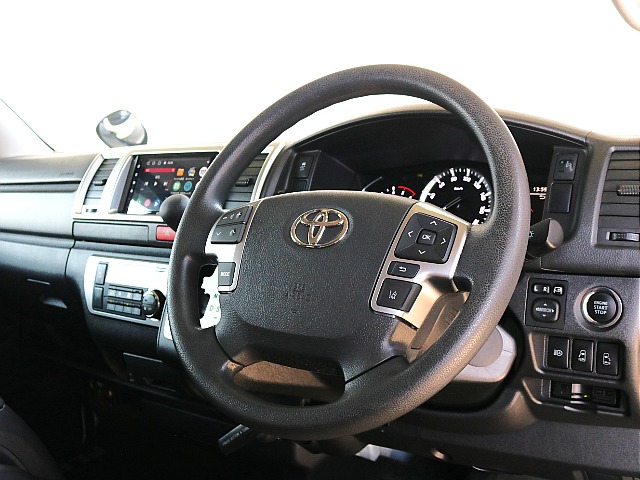 純正ステアリング