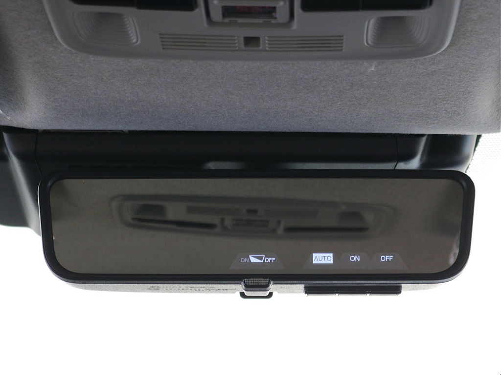 デジタルインナーミラ※モニターと鏡面で切り替え可能