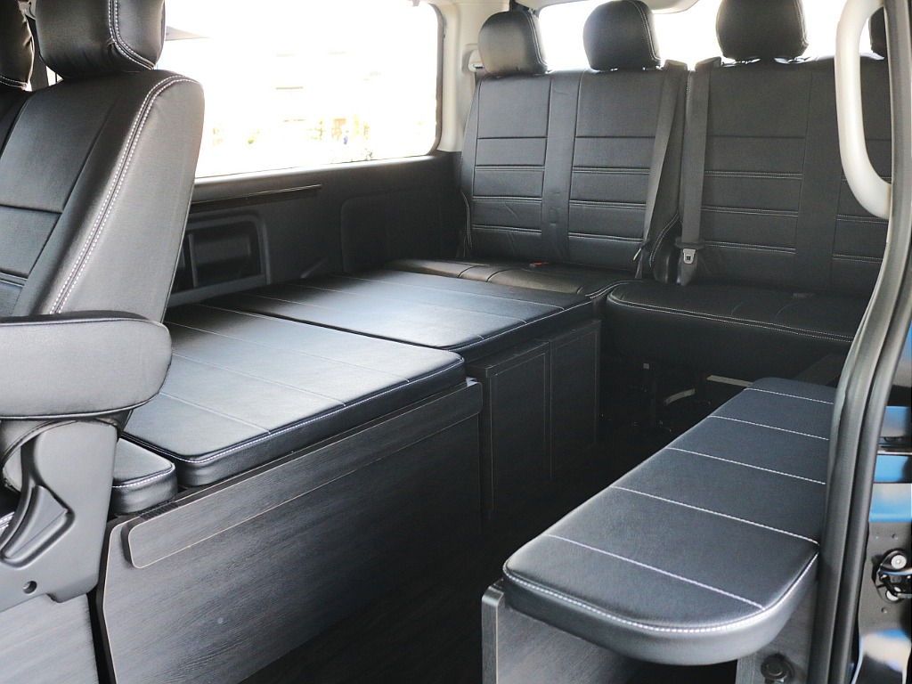 ベッド・荷物スペース