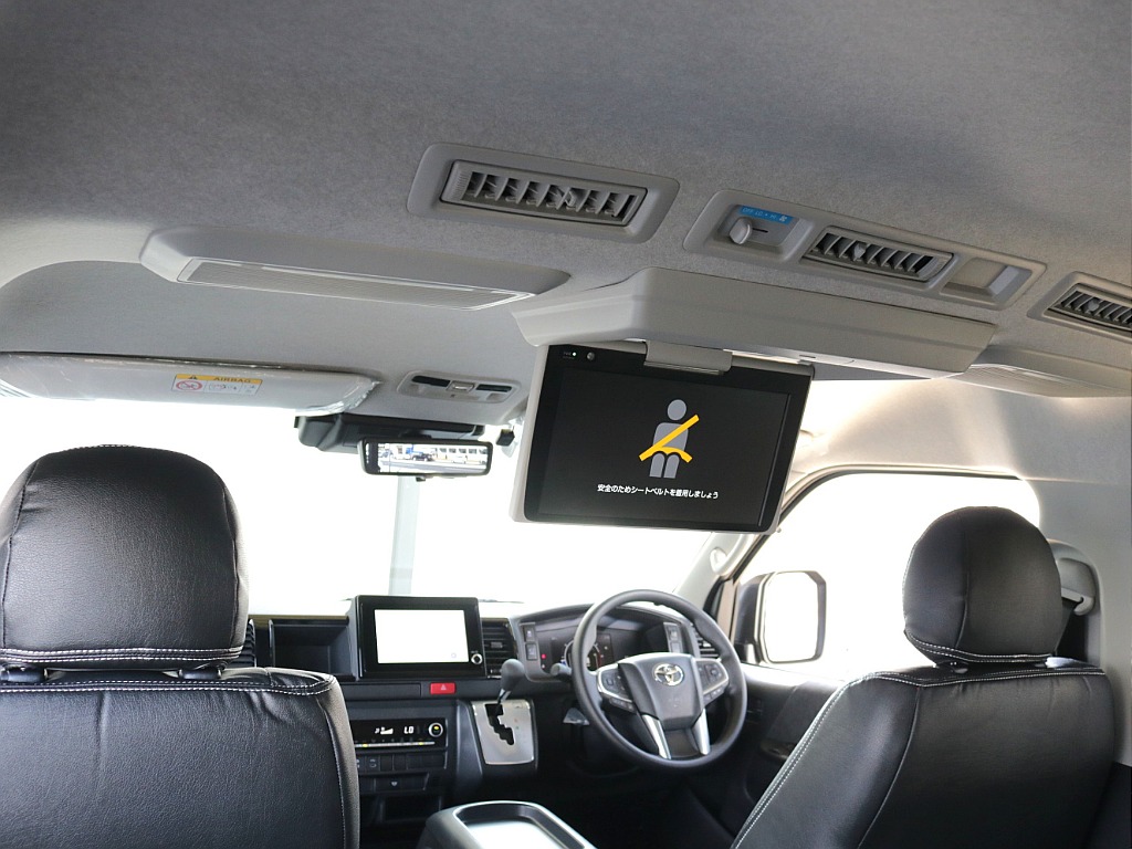 後席用フリップダウンモニター