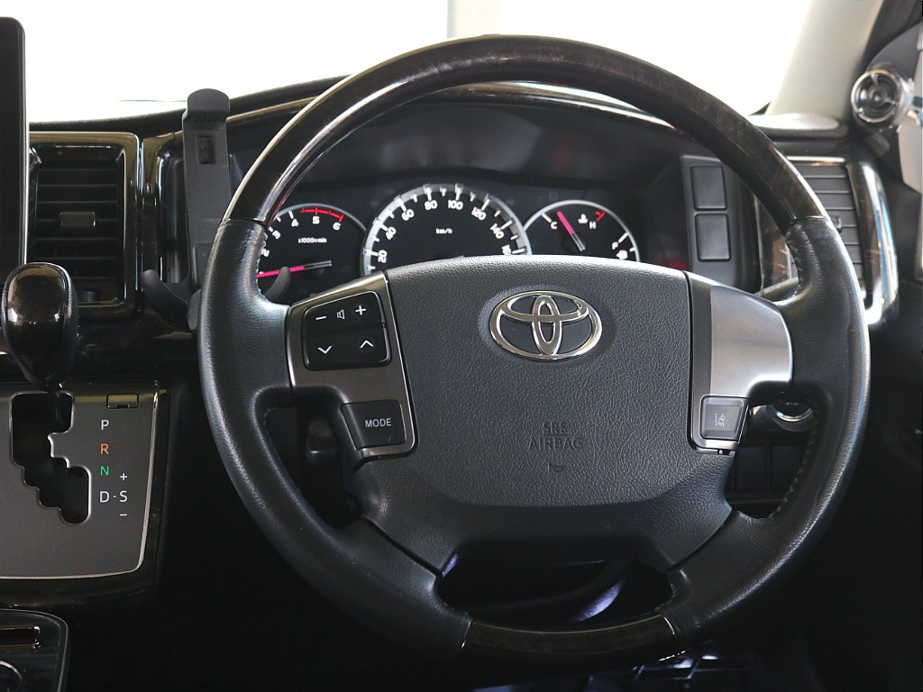 ダークプライムⅡ特別仕様車限定コンビハンドル・コンビシフトノブ