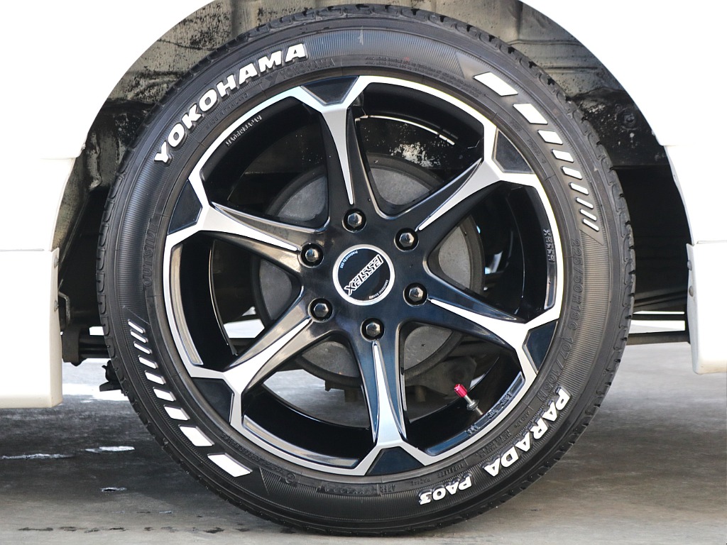 社外アルミホイール・ヨコハマPA03タイヤ