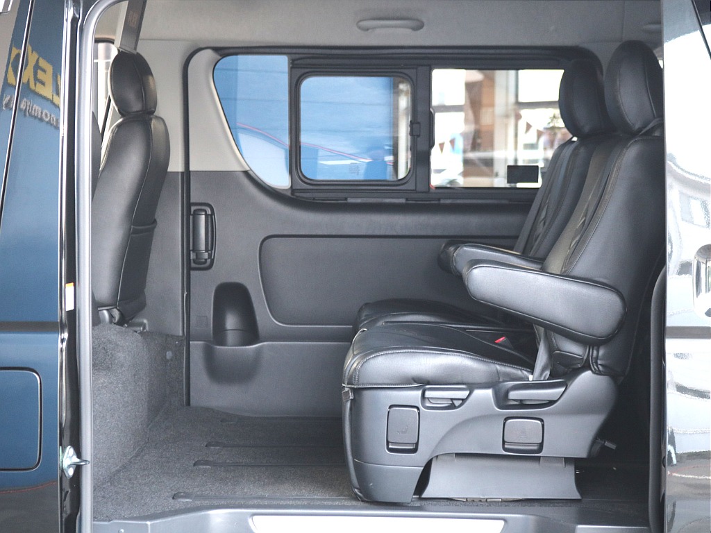 前後スライド可能！