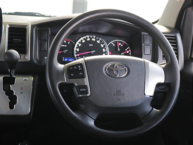 純正ステアリング