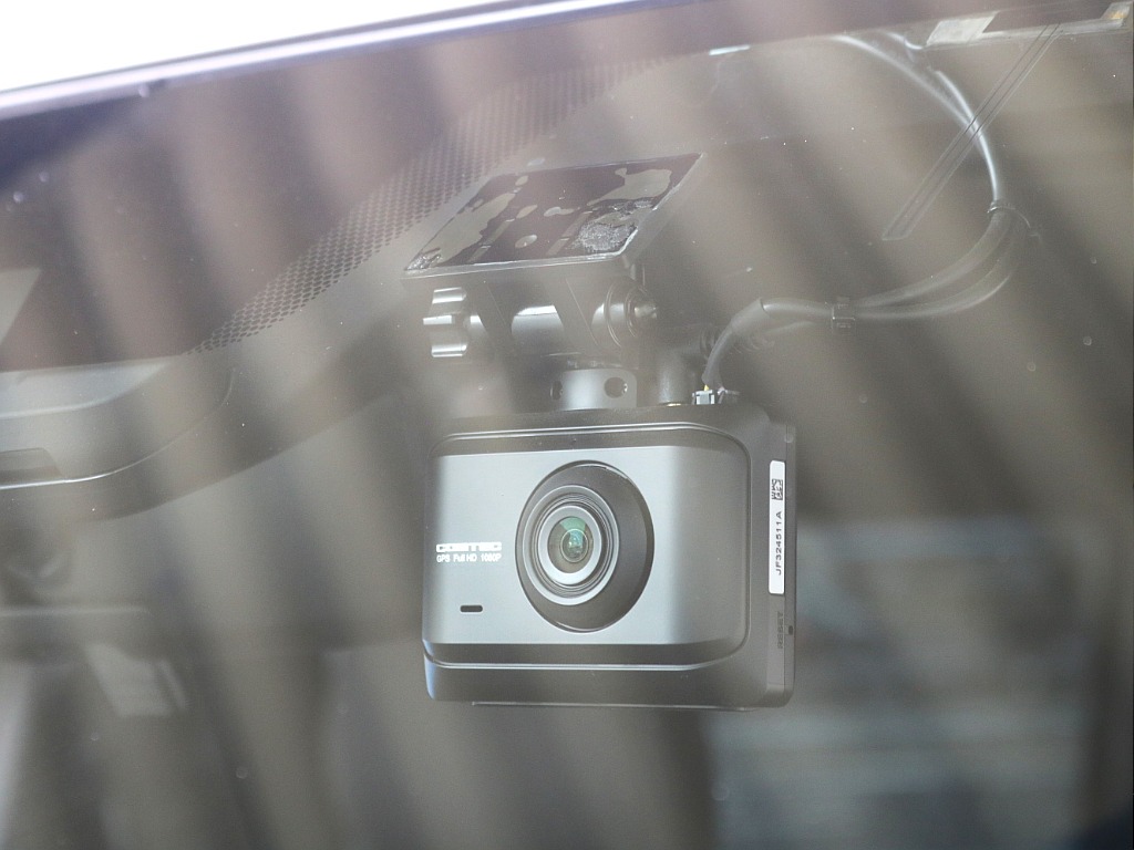 ドライブレコーダー