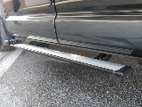 助手席側電動ステップ付き