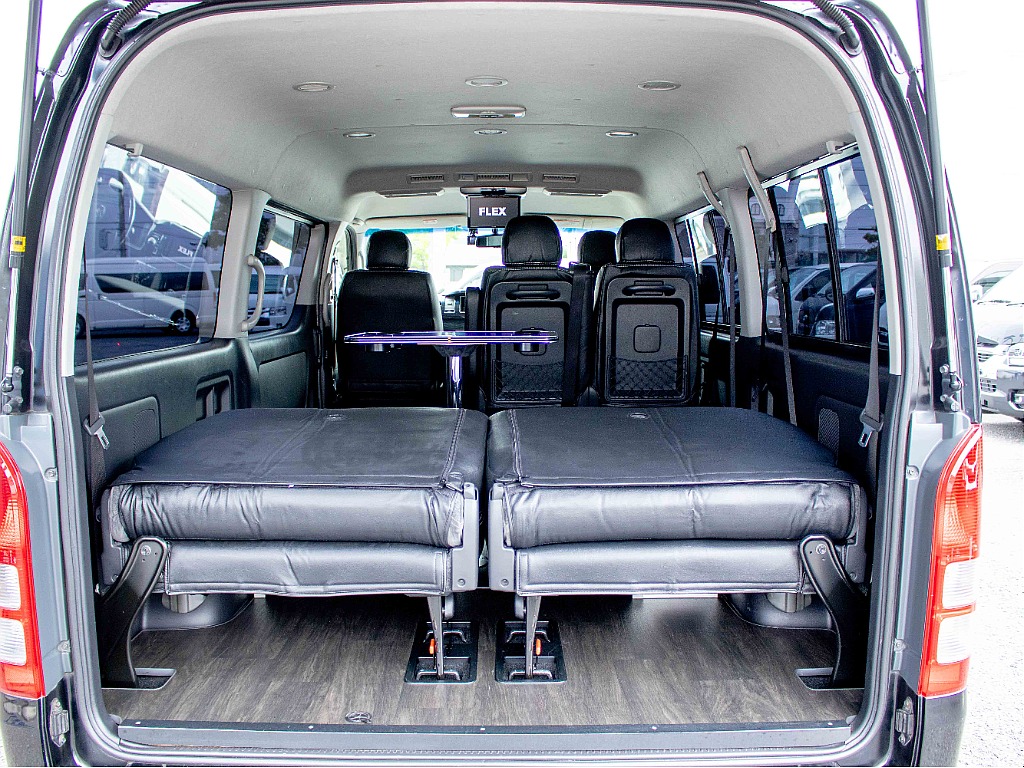 THE STANDARD.ハイエースを選ぶなら、HIACE 2nd TAKASAKI。