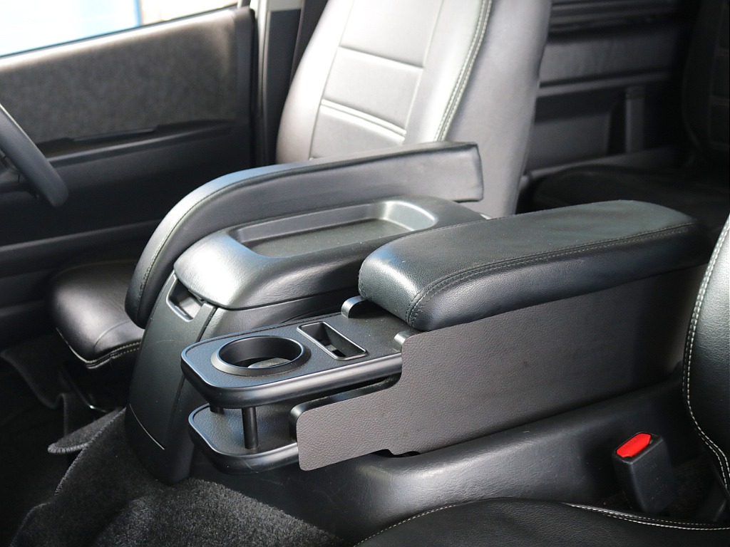 オリジナルアームレスト・カップホルダー