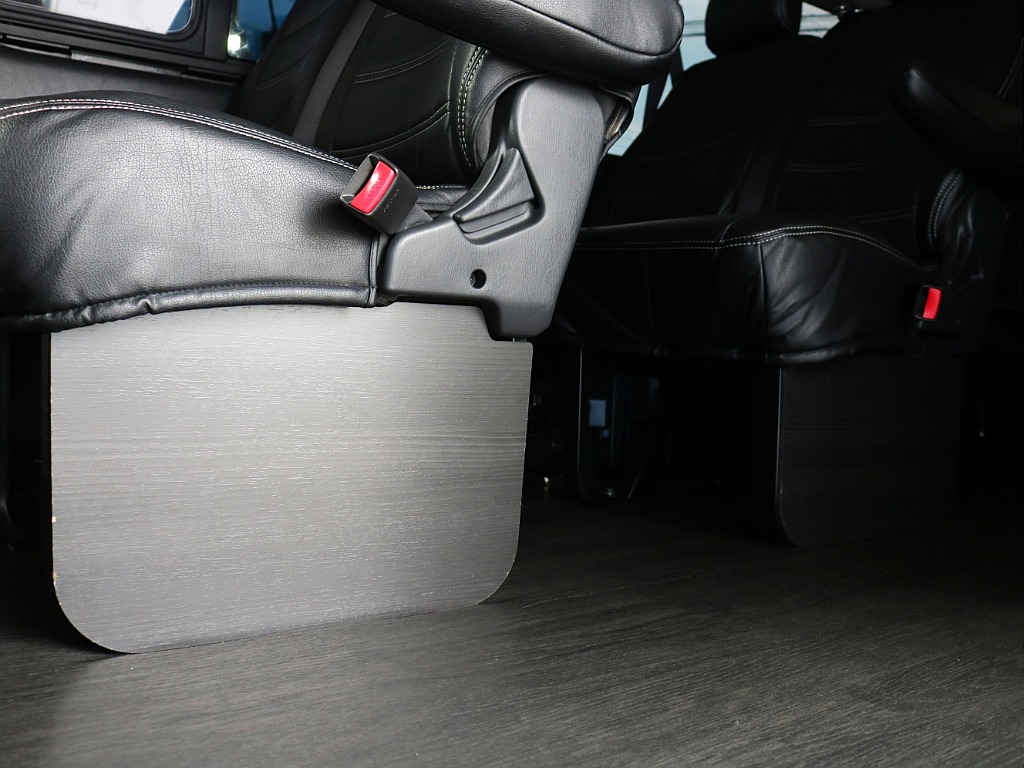 オリジナルフットパネル付き