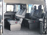 なんだかんだ使いやすいベースシート車両