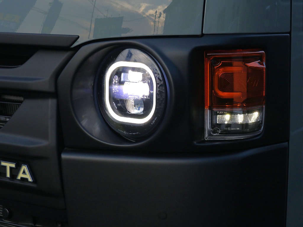 LEDウインカー・LEDヘッドライト