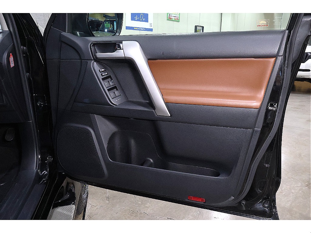遠方納車可能！陸送納車可能！お気軽にお問い合わせください　TEL:028-649-1333
