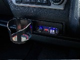 ドリンクホルダーも完備