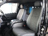 ダークプライムⅡ特別仕様車限定ハーフレザーシート