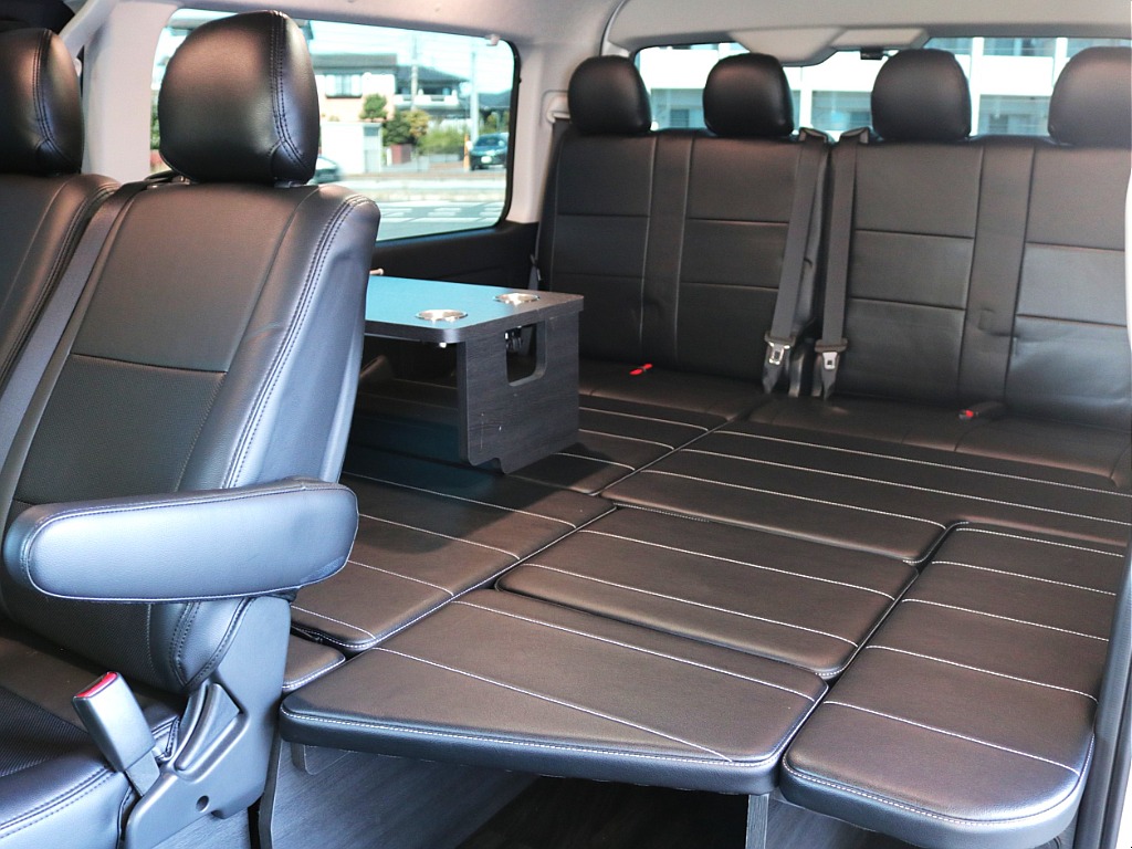 トヨタ&nbsp;ハイエース&nbsp;ワゴン2.7GLロング ミドルルーフ&nbsp;場面ごとに自由自在の内装架装！！&nbsp;栃木県の詳細画像&nbsp;その19