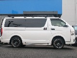 R4年式　ハイエースバン　S-GL　DPⅡ　ディーゼル4WD　内外装カスタム盛沢山！高年式車両！