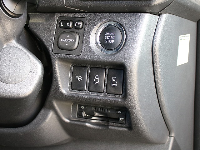 プッシュスタートのお車となります！
