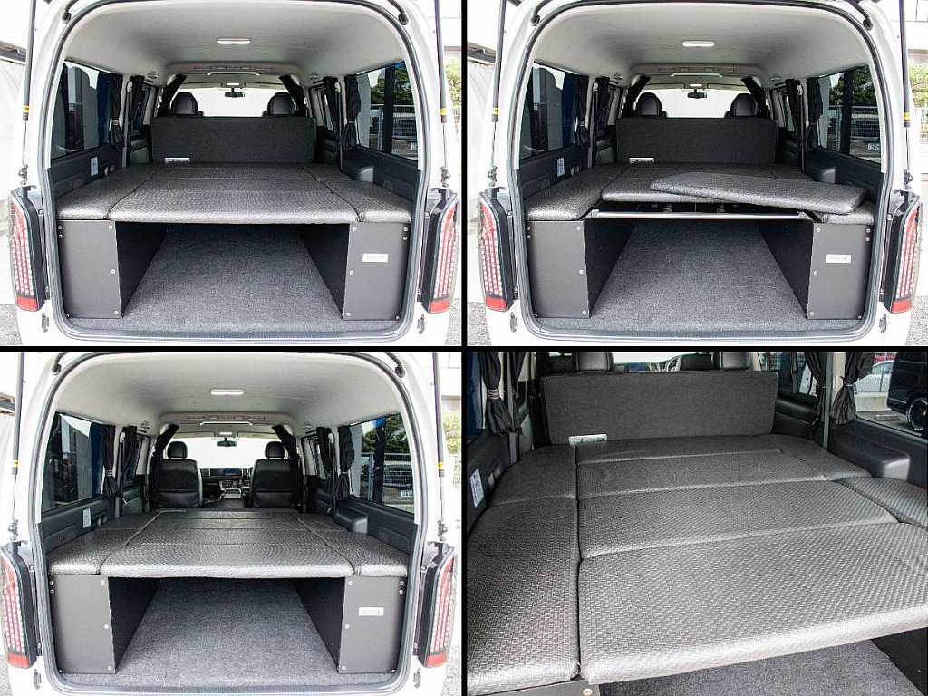 社外のベッドキット装備で車中泊できる広いスペース確保されてます！