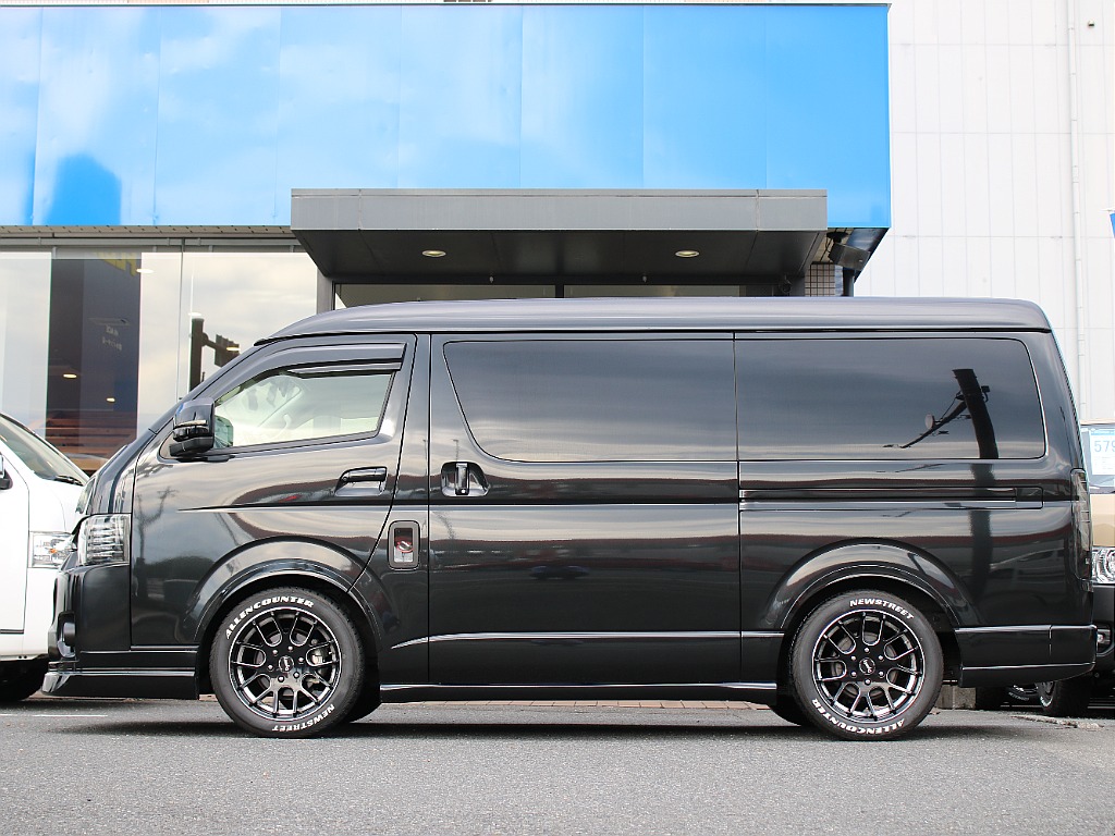 片側パワースライドドアの車両です！