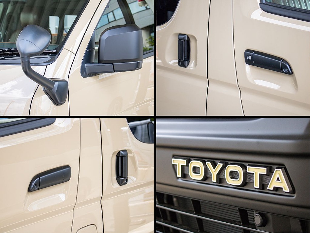 メッキ部分をマッドブラック塗装してます！横文字TOYOTAも特徴的です！