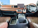 オリジナルインテリアパネル3点装備！運転席周りもこだわってます！