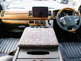 WoodRimならではのオシャレな運転席周りになってます！