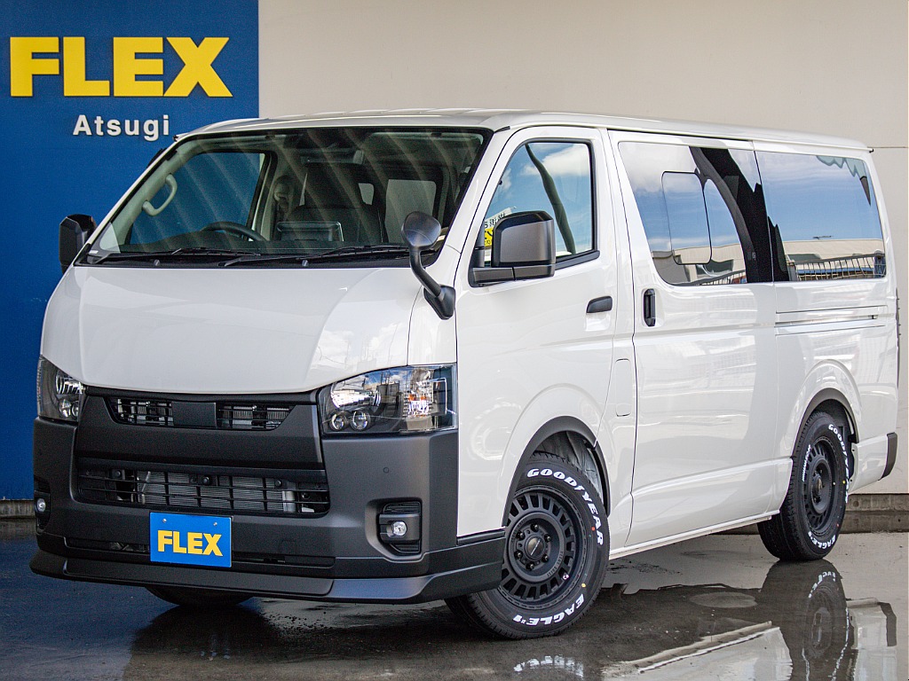 新車　ハイエースバン　DX　ディーゼル4WD　ローダウン仕様　バットフェイスチェンジ！