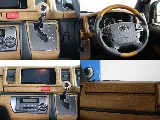 トヨタ純正の7インチのナビ装備してます！
