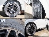 オリジナルカラーバルベロスタイリングヘックスアルミホイールにグットイヤーナスカータイヤ17インチを装備してます！