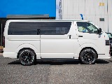 両側パワースライドドアが搭載してます！