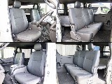 ダークプライムⅡならではのハーフレザー調シートになってます！