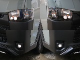 LEDヘッドライトを装備してます！