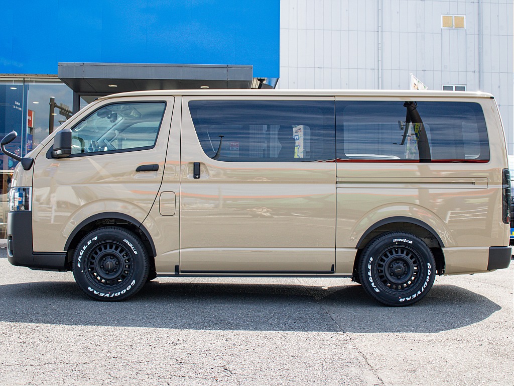 人気のアースカラーパッケージのお車になります！